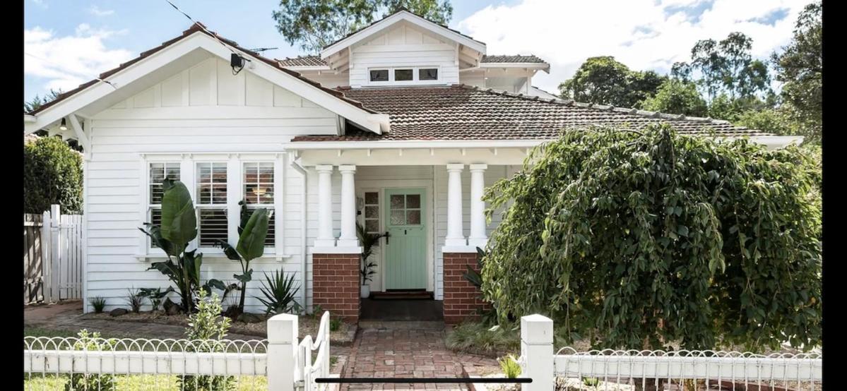 6 Bedroom Californian Bungalow Melbourne Buitenkant foto